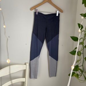 Color-block athletic leggings